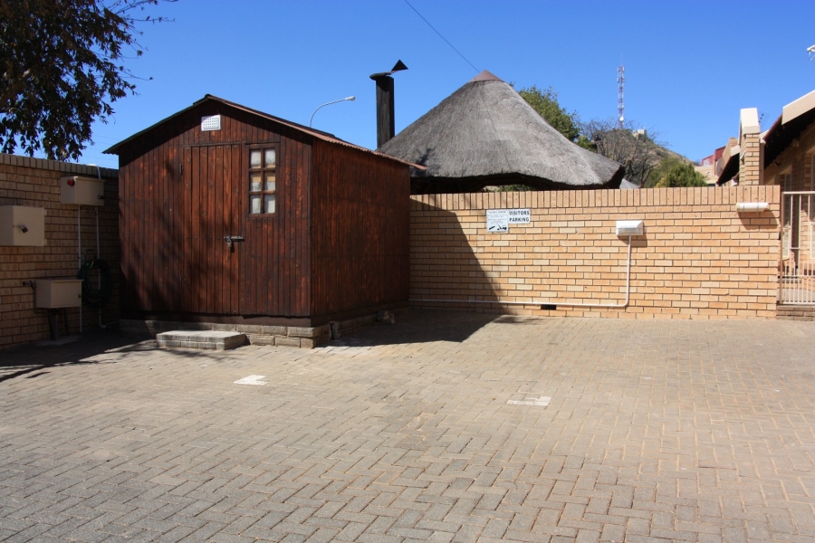 3 Bedroom Property for Sale in Langenhovenpark Free State